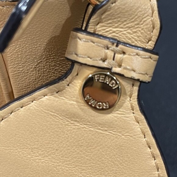 Fendi Baguette Leather Yellow Camera Bag (JB1396) - Picture 9 of 15